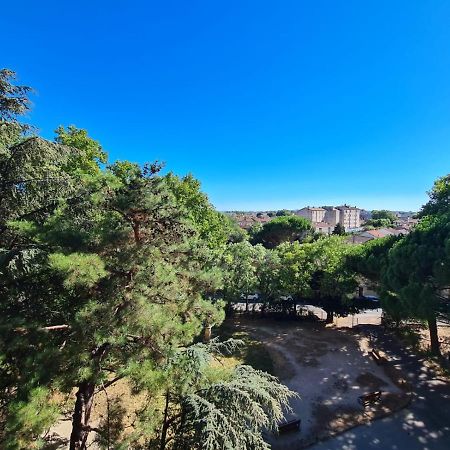 Appartement Cosy Sur Avignon Proche Des Remparts Luaran gambar
