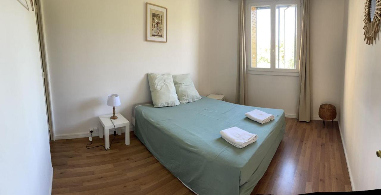 Appartement Cosy Sur Avignon Proche Des Remparts Luaran gambar