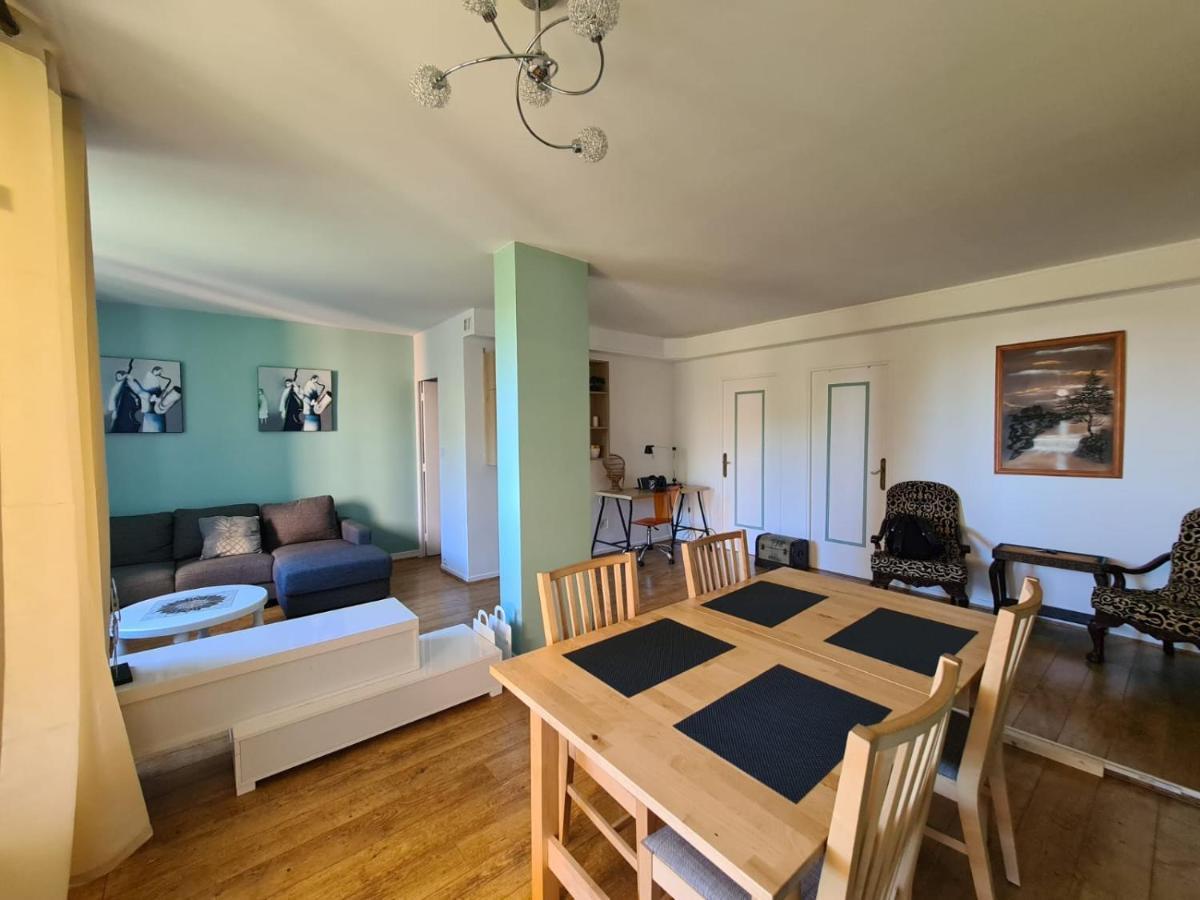 Appartement Cosy Sur Avignon Proche Des Remparts Luaran gambar